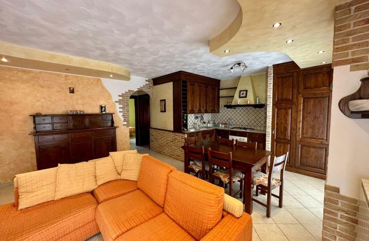 CASA PLEBISCITO “LA BELLA”